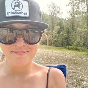 Meet your Posher, Tara